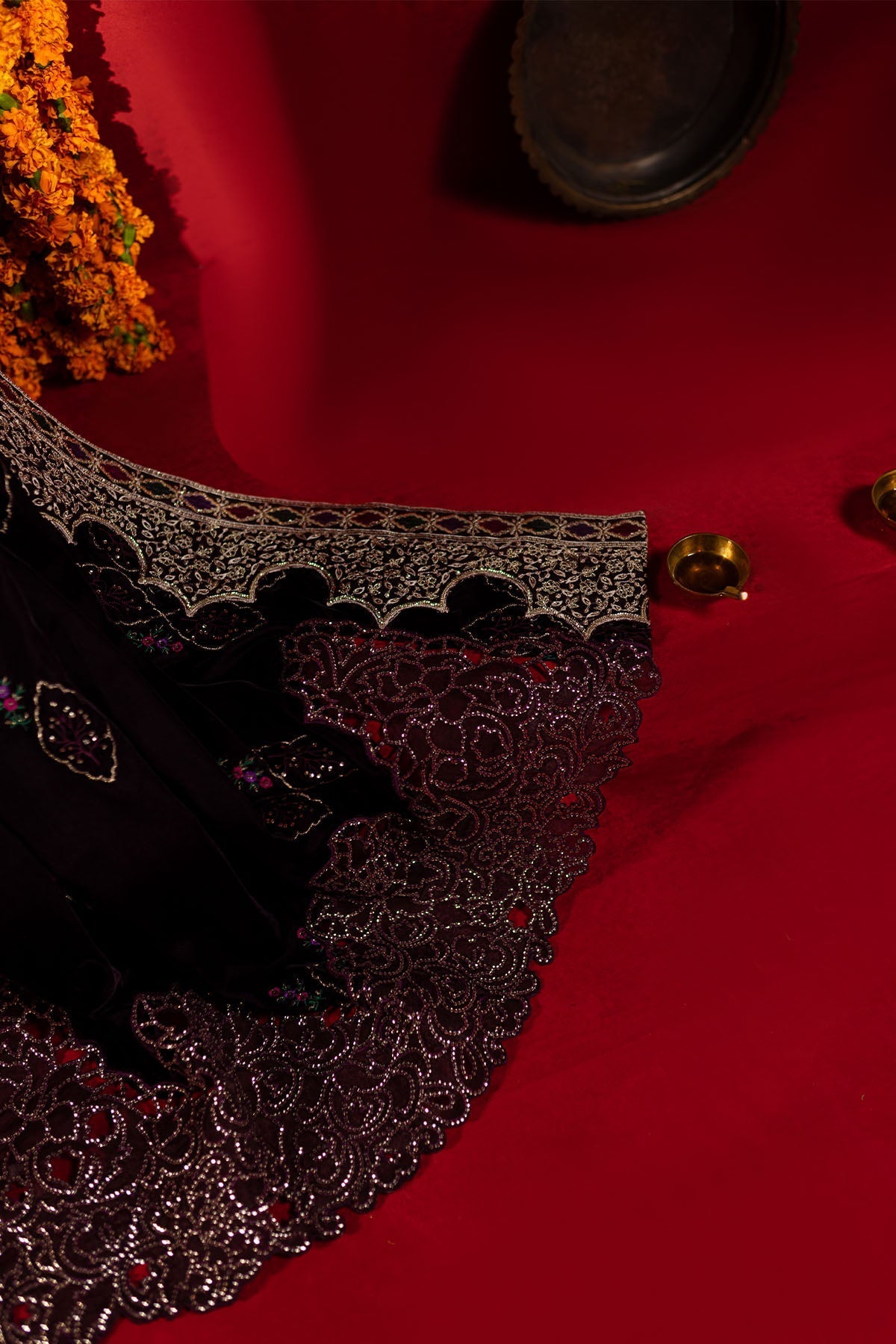 Nureh | Maya Velvet | NW-91 - Official Nureh stockist in UK - Sakeena London