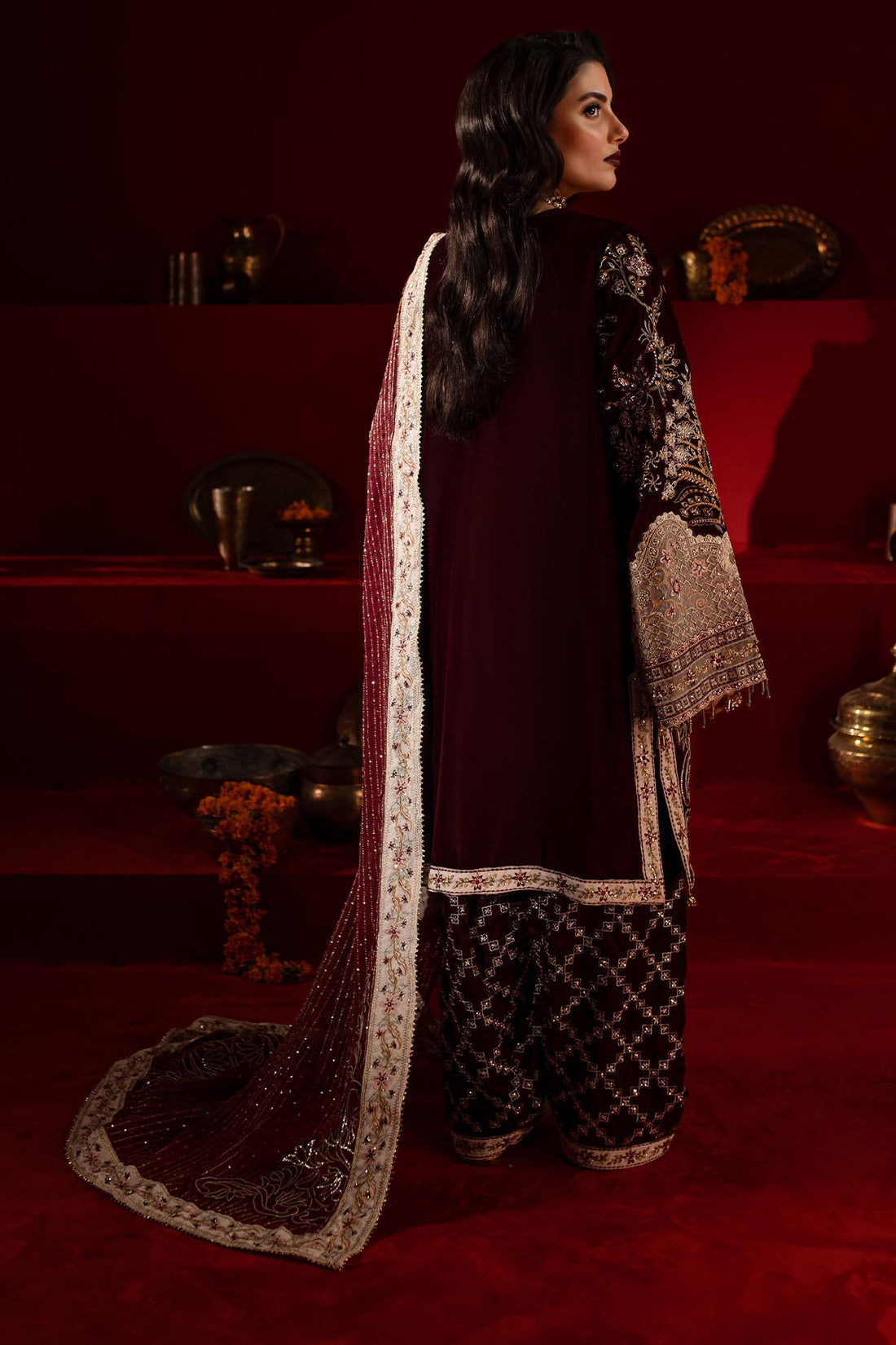 Nureh | Maya Velvet | NW-89 - Official Nureh stockist in UK - Sakeena London