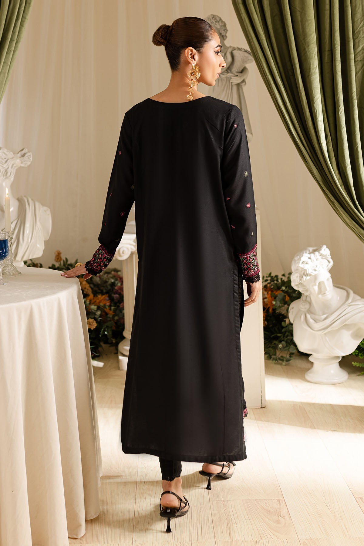 Nureh | Shades of Winter | NP-562 - Official Nureh stockist in UK - Sakeena London