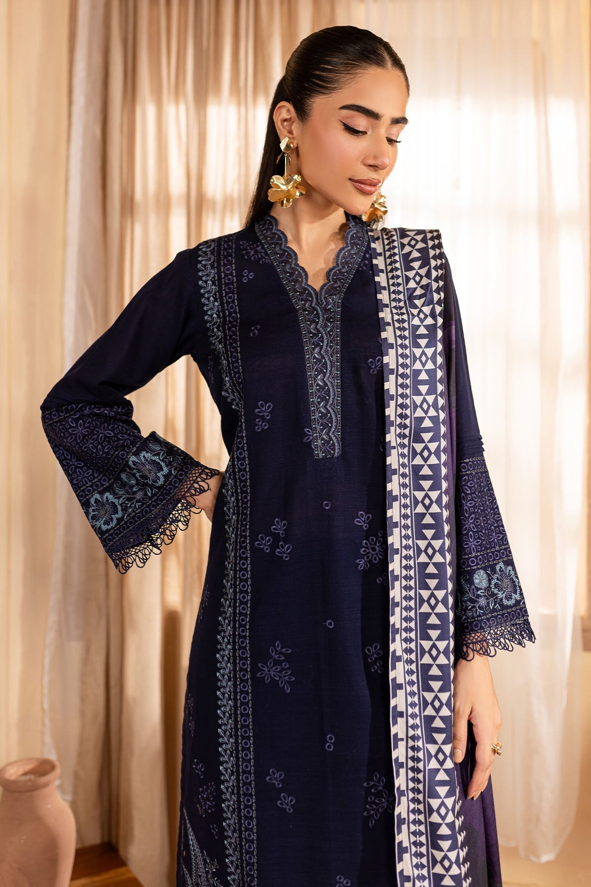 Nureh | Shades of Winter | NP-582 - Official Nureh stockist in UK - Sakeena London