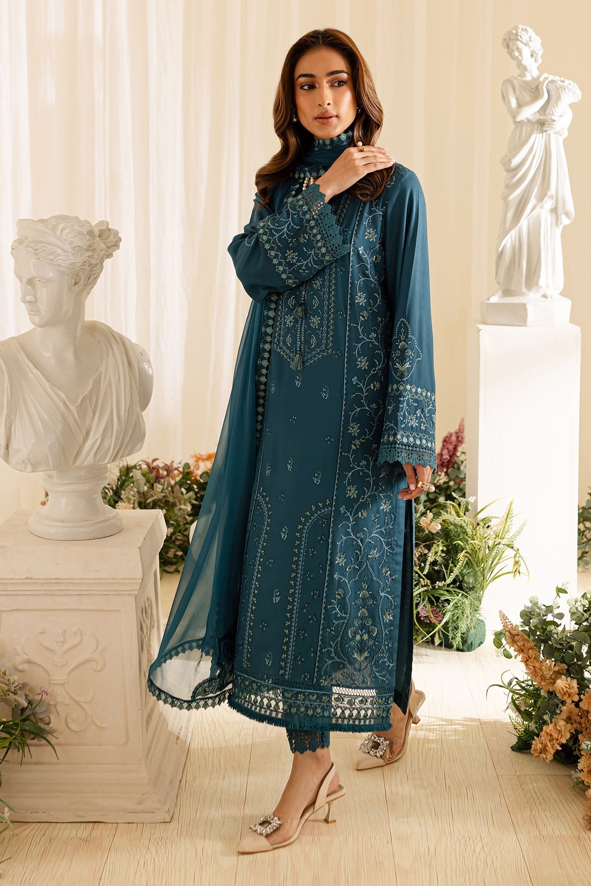 Nureh | Shades of Winter | NP-565 - Official Nureh stockist in UK - Sakeena London