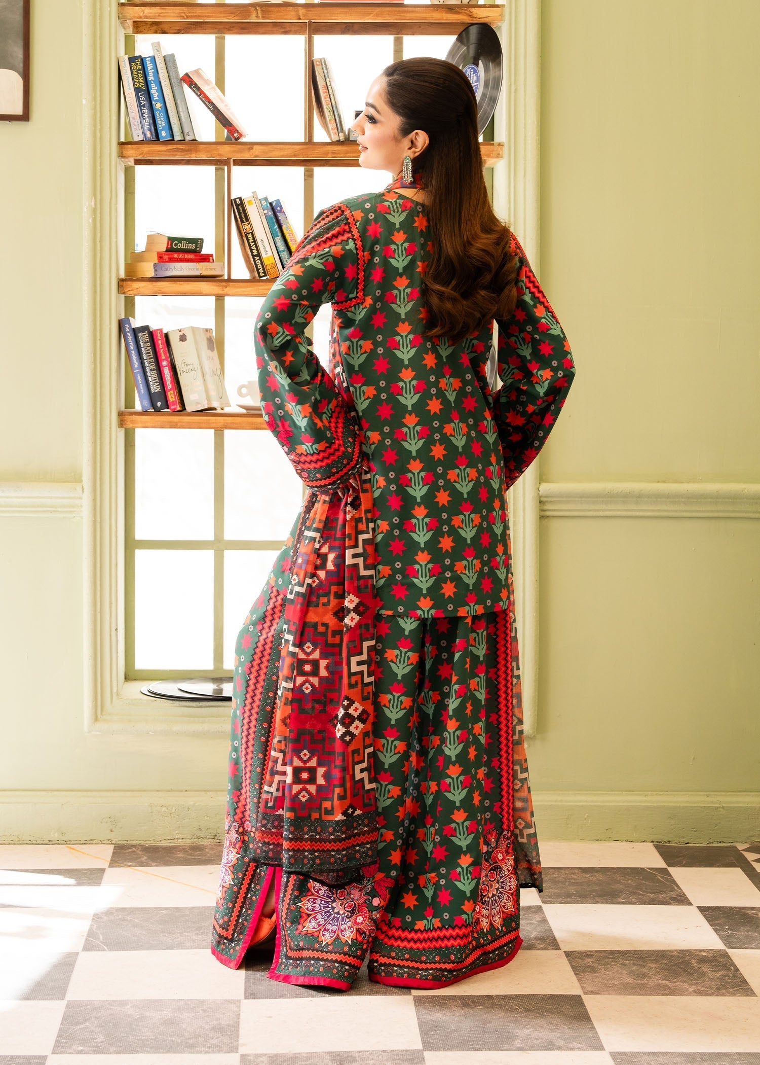 Maria Osama Khan | Retro 26 | Bloom