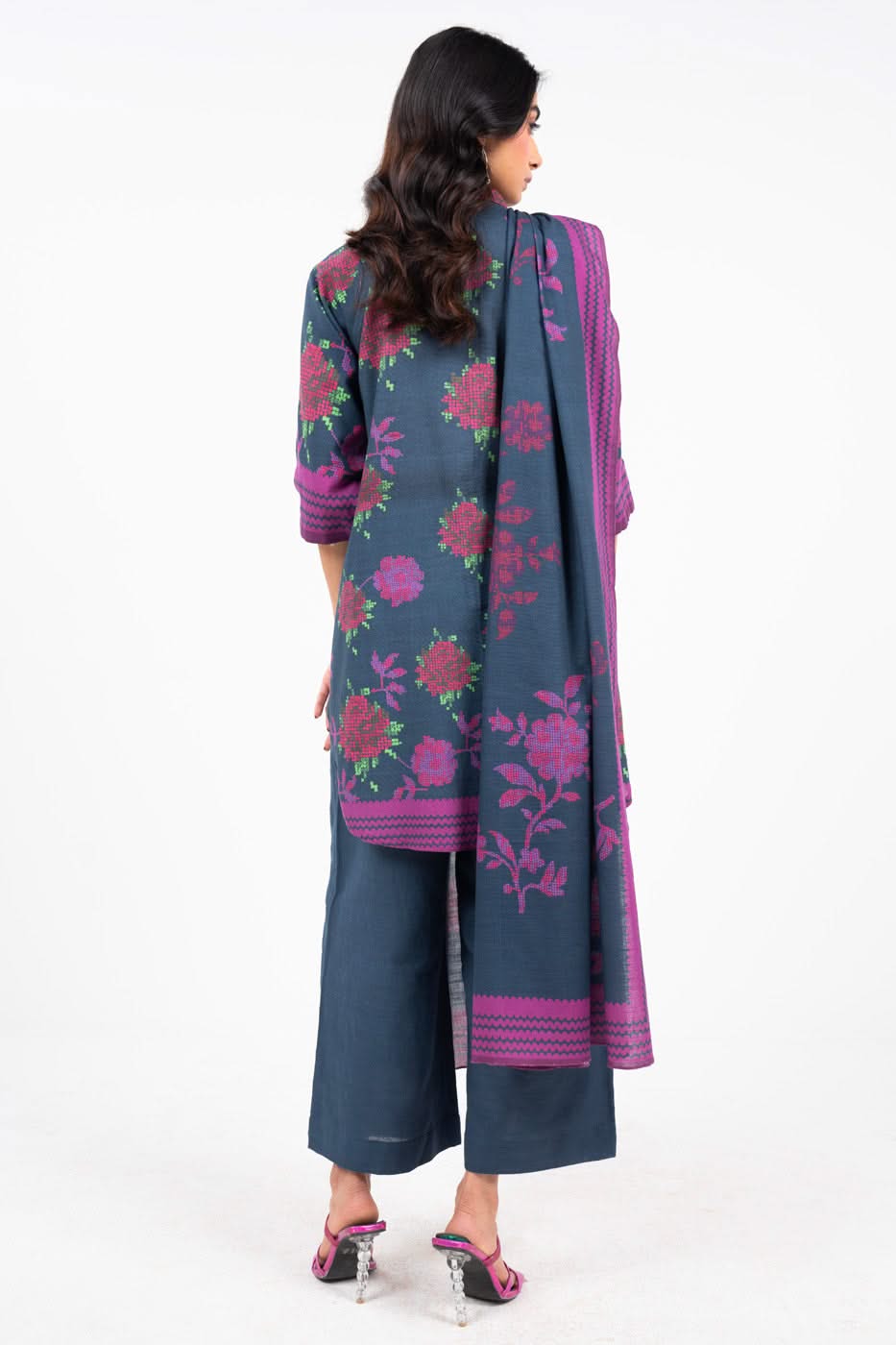 Al Karam | Winter 24 | FW-31-24 - Official Alkaram stockist in UK - Sakeena London