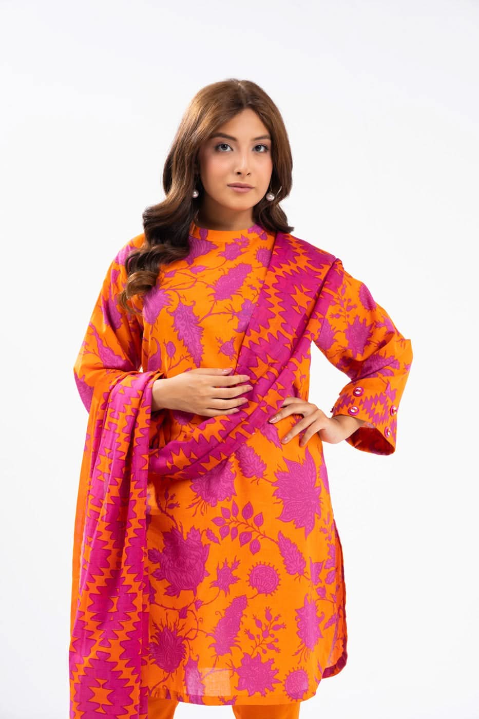 Al Karam | Winter 24 | FW-37-24 - Official Alkaram stockist in UK - Sakeena London