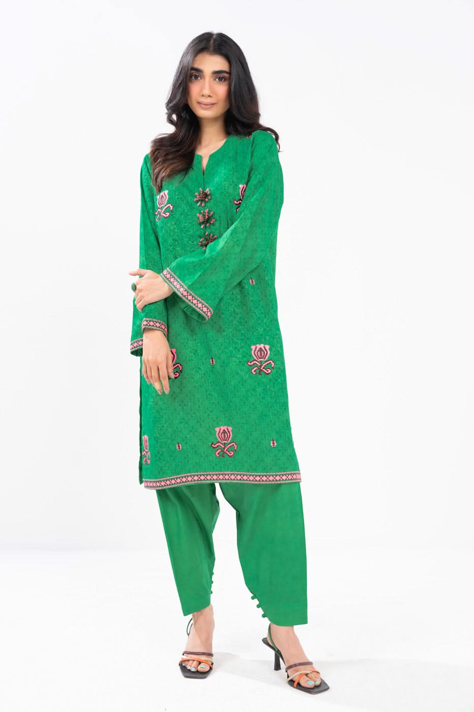 Al Karam | Winter 24 | FW-57-24 - Official Alkaram stockist in UK - Sakeena London