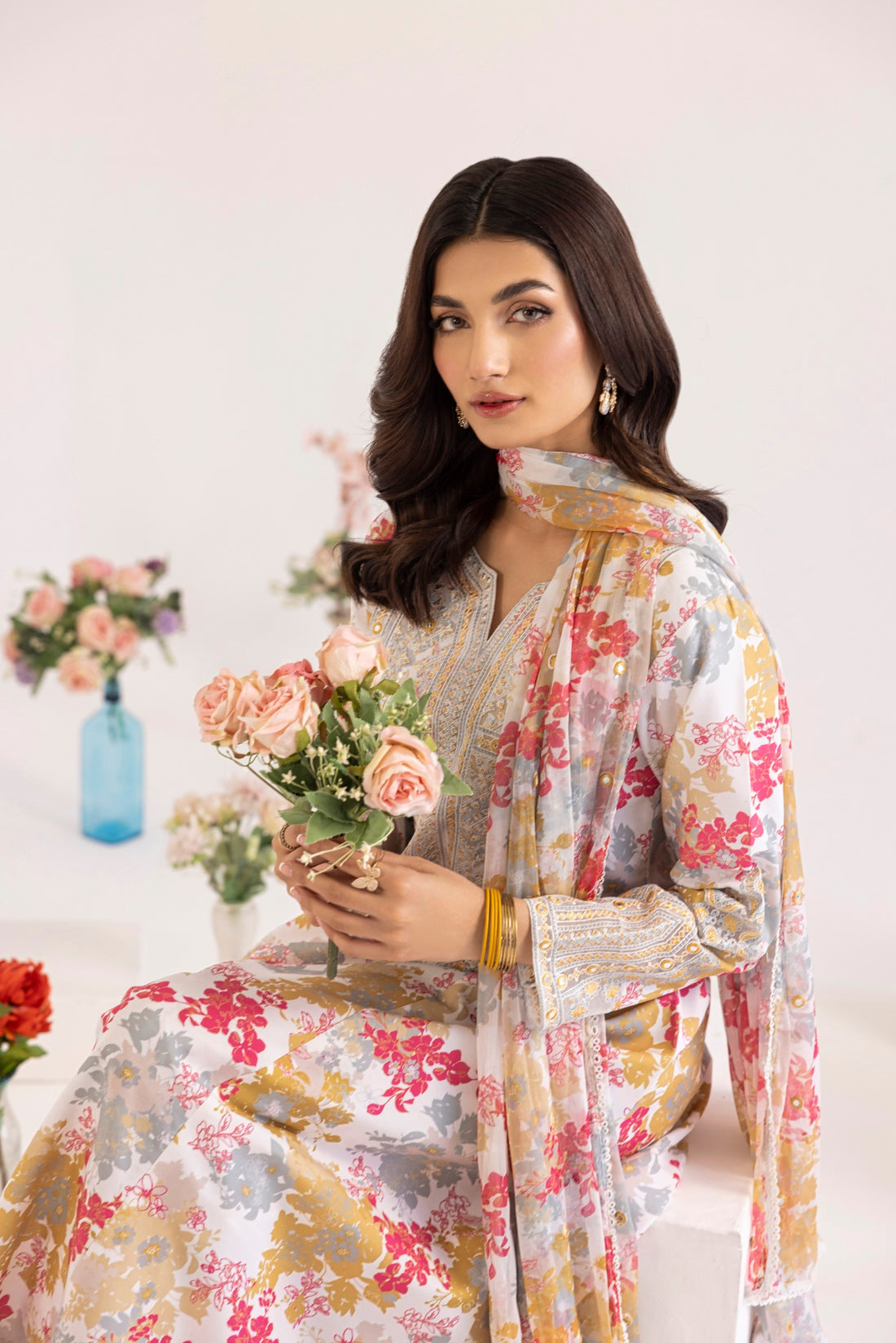 Mohagni | Tulips 24 | PLS-131 - Official Mohagni stockist in UK - Sakeena London