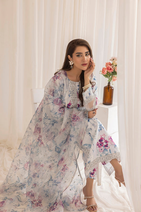 Mohagni | Tulips 24 | PLS-134 - Official Mohagni stockist in UK - Sakeena London