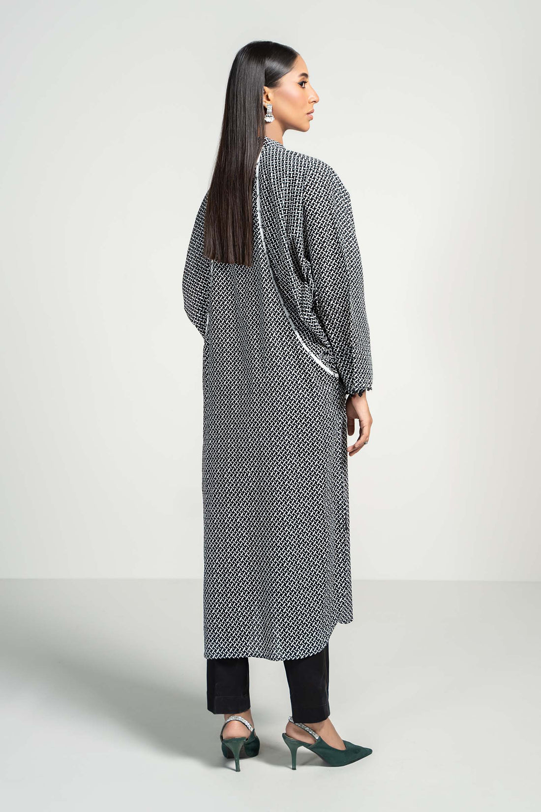 Maria B | Luxury Winter Pret 25 | PS-PF24-09-Black - Official Maria B stockist in UK - Sakeena London