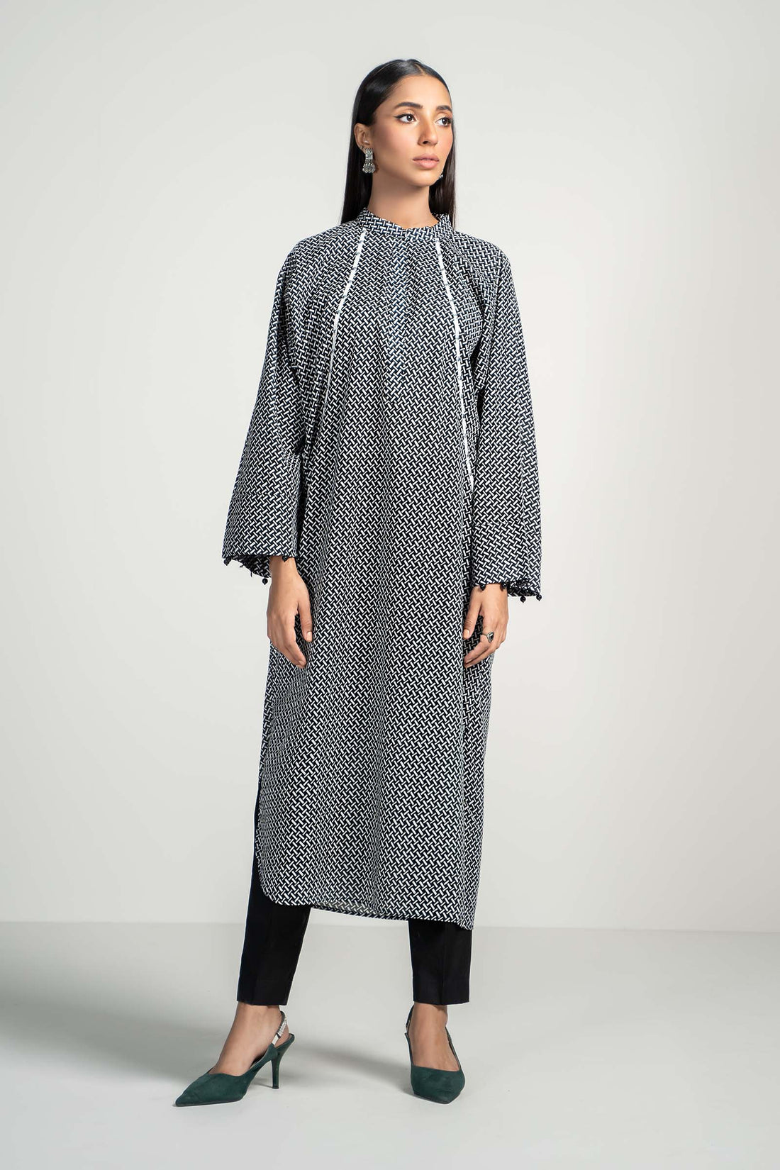 Maria B | Luxury Winter Pret 25 | PS-PF24-09-Black - Official Maria B stockist in UK - Sakeena London