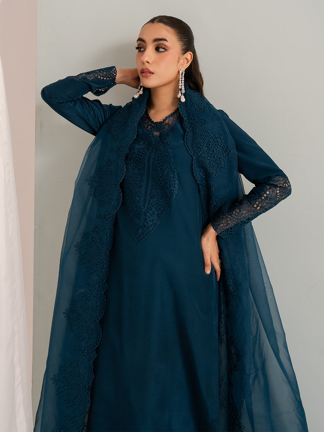 Izel | The Silk Chapter | Pebble - Official Izel stockist in UK - Sakeena London