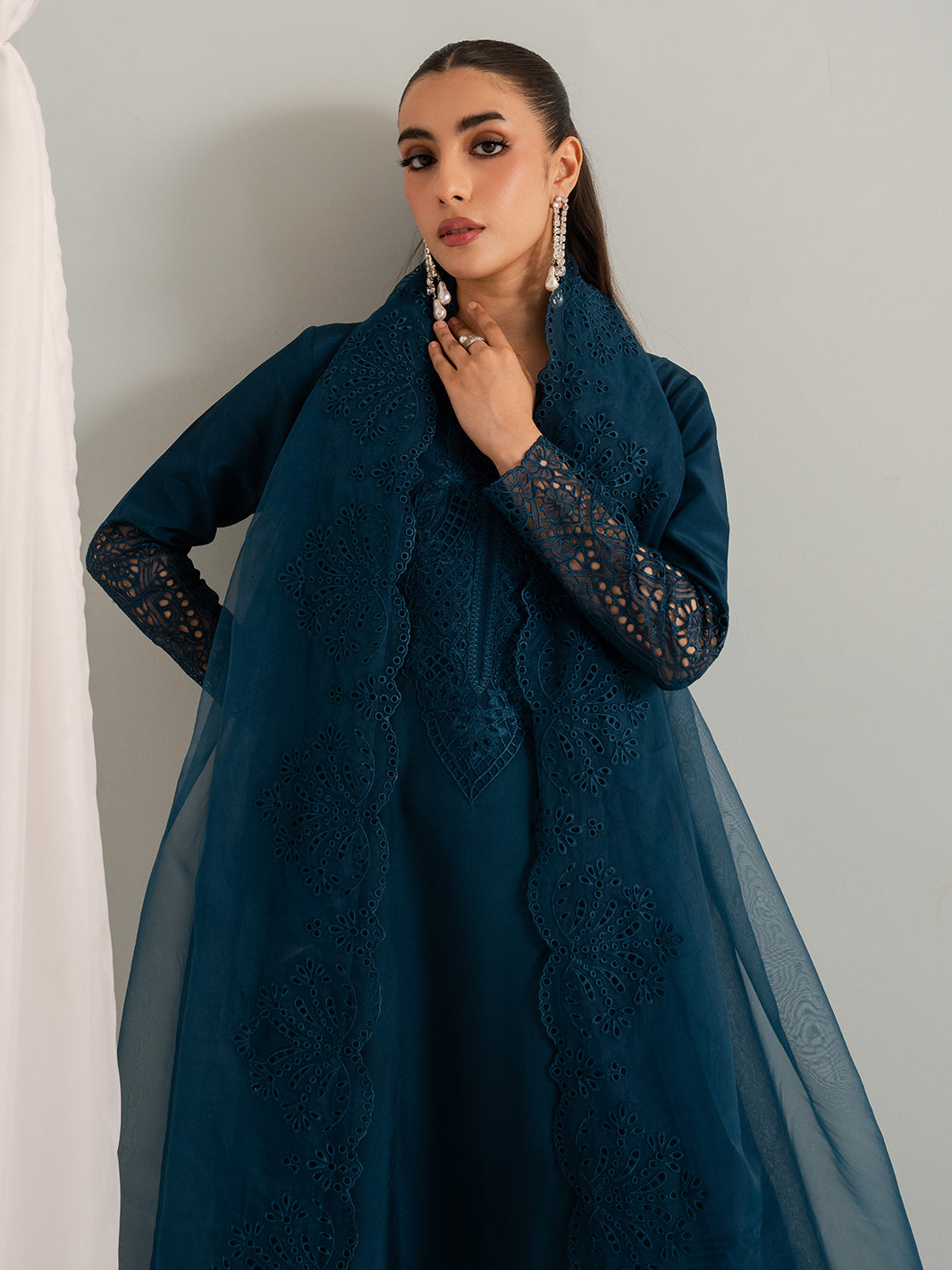 Izel | The Silk Chapter | Pebble - Official Izel stockist in UK - Sakeena London