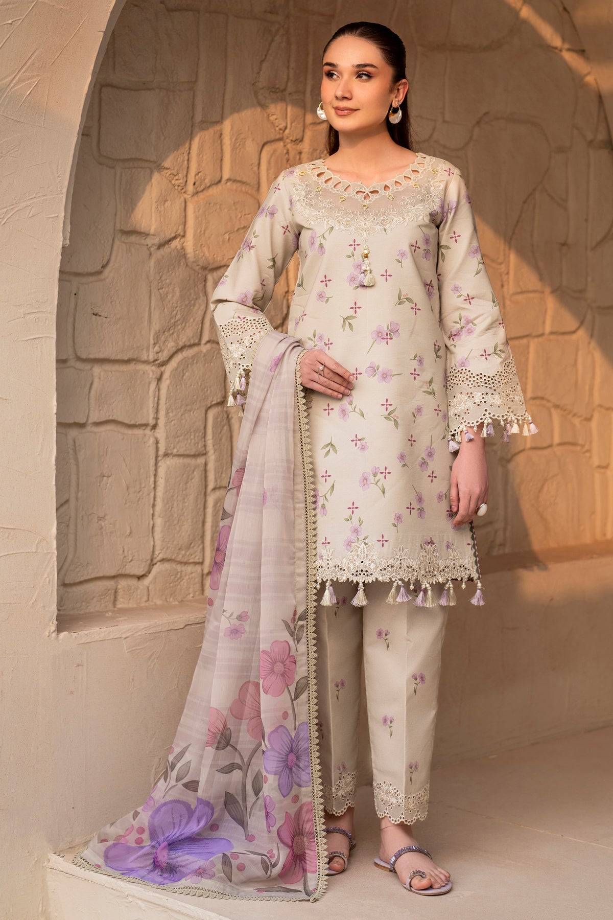 Alizeh | Levana Lawn | Pesto - Official Alizeh stockist in UK - Sakeena London