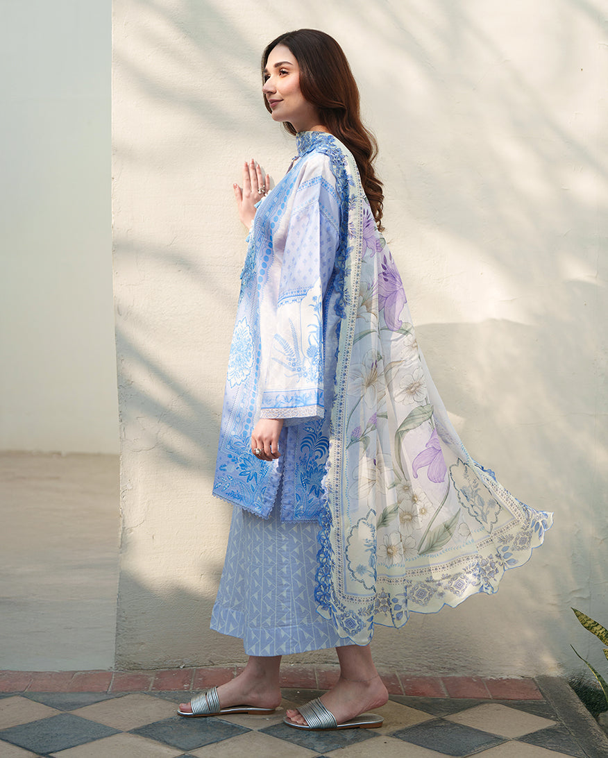 Roheenaz | Whispered Florals | Quiet Meadow
