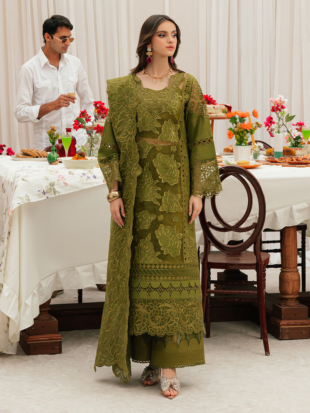 Mahnur | Allenura Luxury Lawn 24 | REVERIE - Official Mahnur stockist in UK - Sakeena London