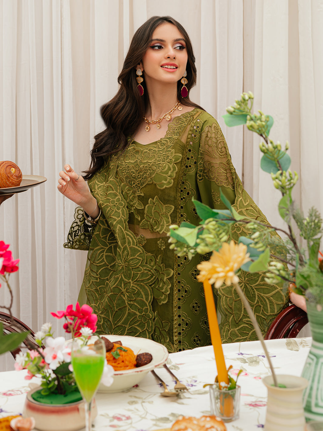 Mahnur | Allenura Luxury Lawn 24 | REVERIE - Official Mahnur stockist in UK - Sakeena London