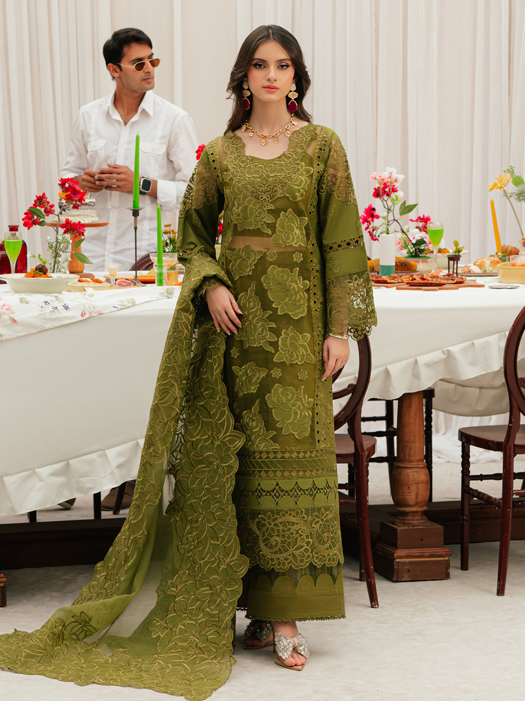 Mahnur | Allenura Luxury Lawn 24 | REVERIE - Official Mahnur stockist in UK - Sakeena London