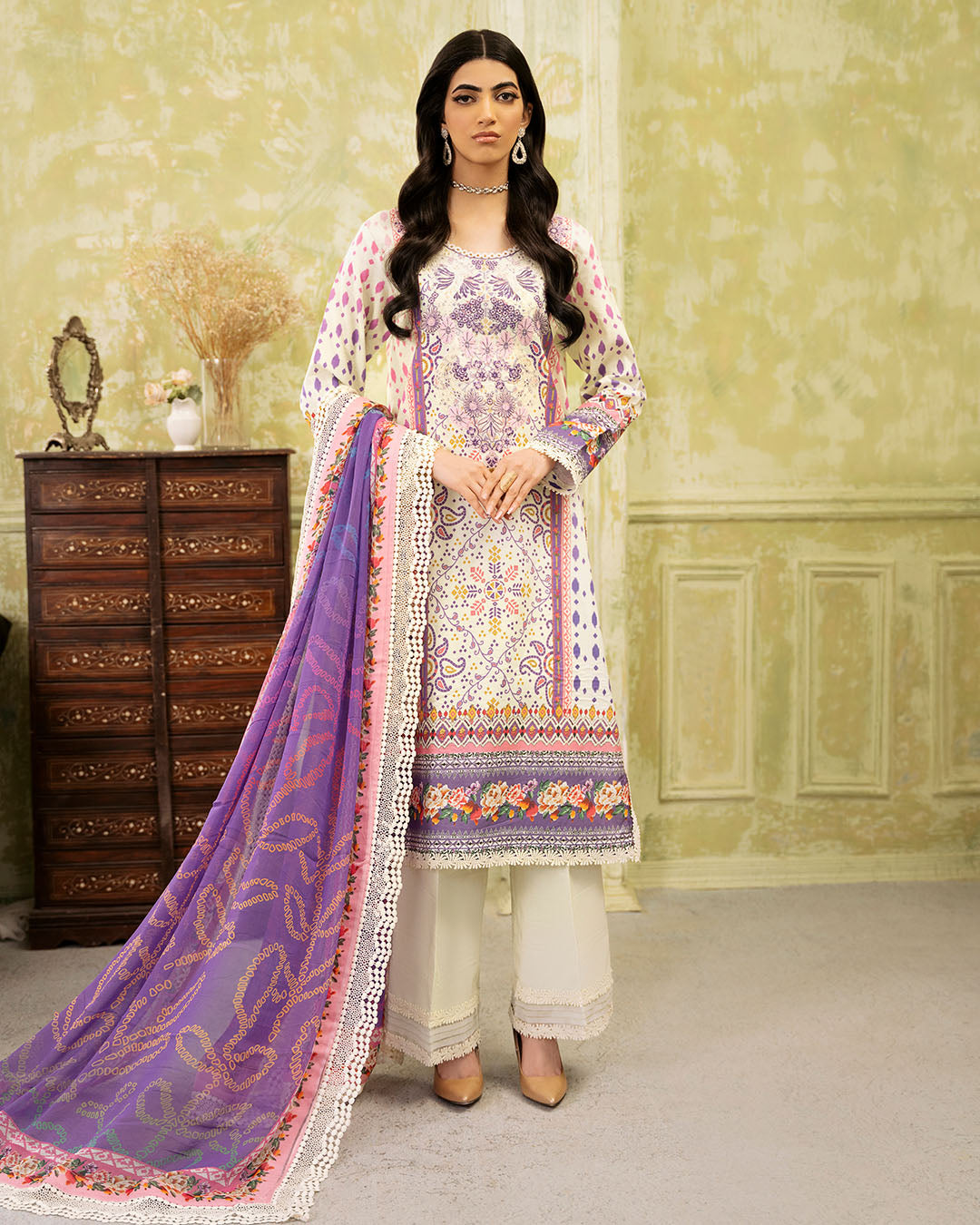 Roheenaz | Flora Printed Lawn | Evangeline - Official Roheenaz stockist in UK - Sakeena London