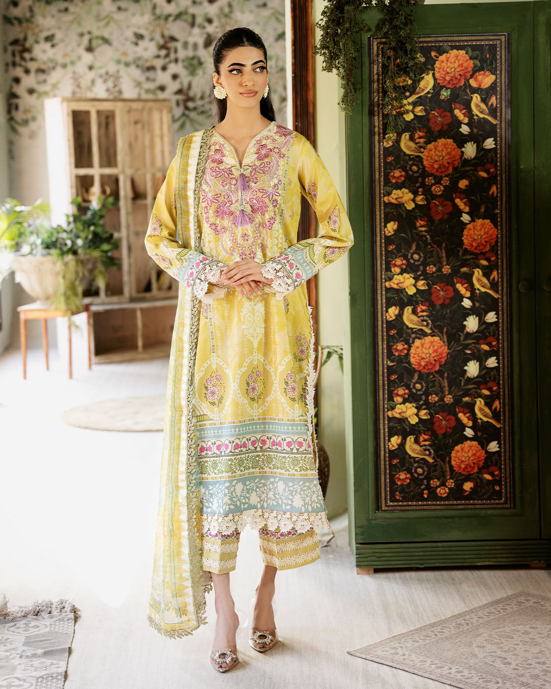 Roheenaz | Flora Printed Lawn | Mystique - Official Roheenaz stockist in UK - Sakeena London