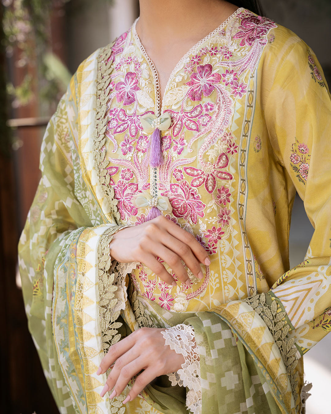 Roheenaz | Flora Printed Lawn | Mystique - Official Roheenaz stockist in UK - Sakeena London
