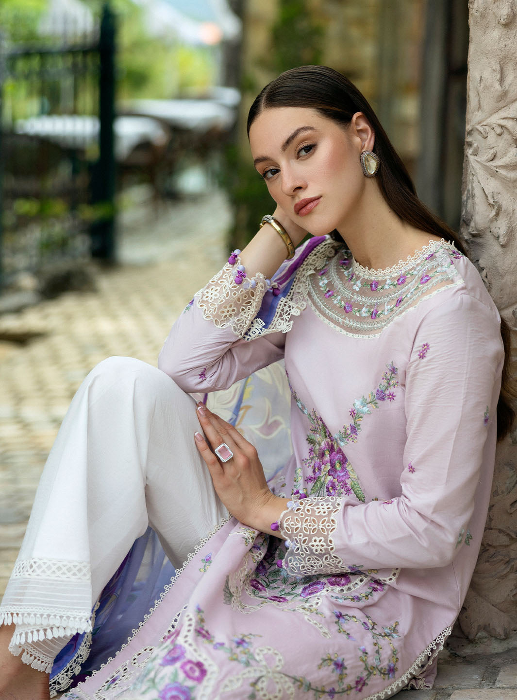 Roheenaz | Flanerie Lawn 25 | Eugenia-1A - Official Roheenaz stockist in UK - Sakeena London