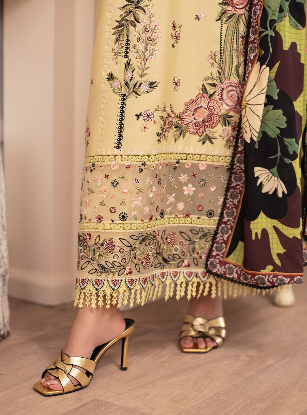 Roheenaz | Meraki Winter Collection | Evie - Official Roheenaz stockist in UK - Sakeena London