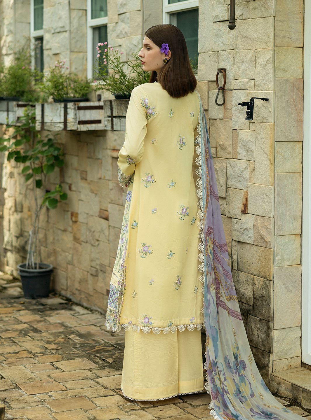 Roheenaz | Flanerie Lawn 25 | Gisele-4A - Official Roheenaz stockist in UK - Sakeena London