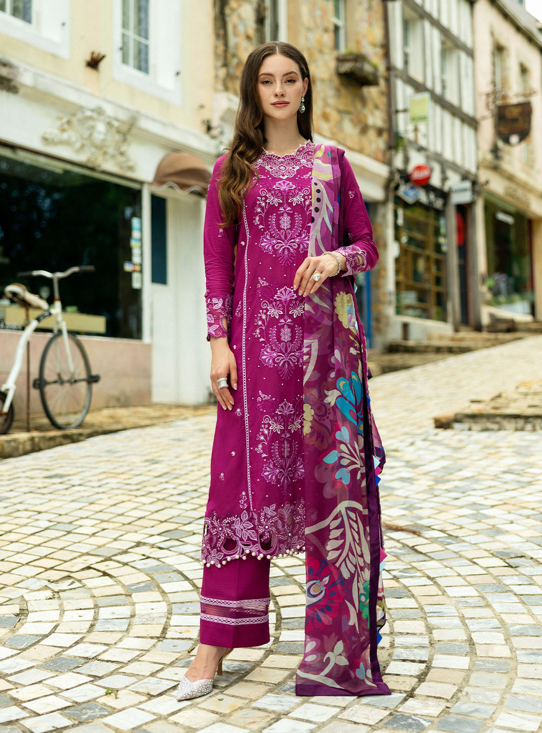 Roheenaz | Flanerie Lawn 25 | Claudia-6A - Official Roheenaz stockist in UK - Sakeena London