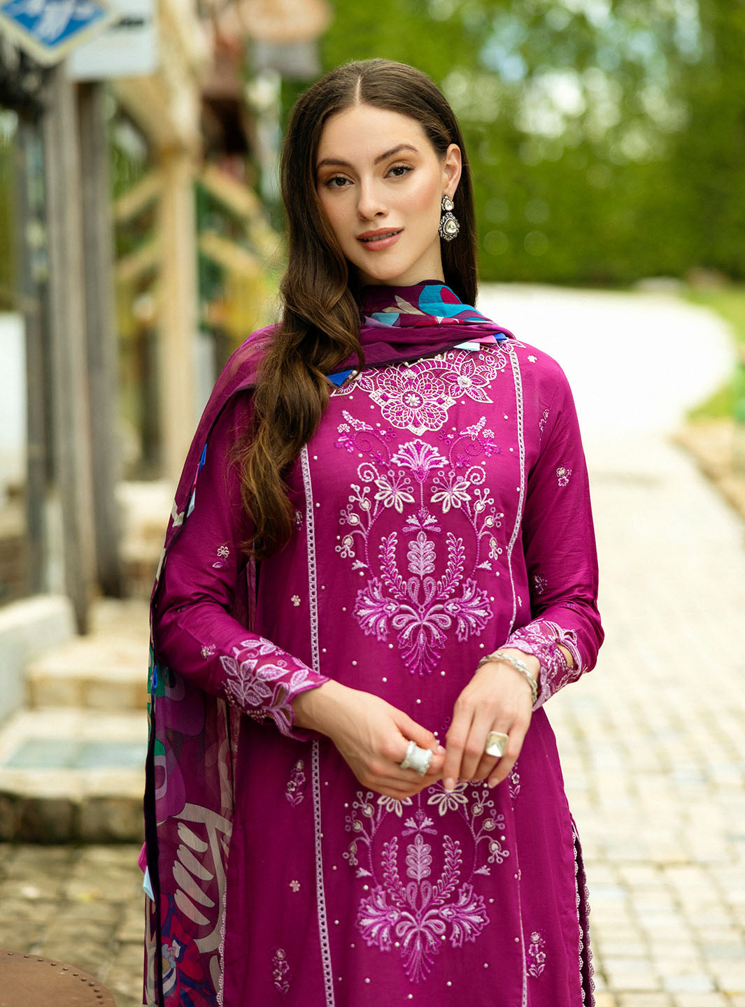 Roheenaz | Flanerie Lawn 25 | Claudia-6A - Official Roheenaz stockist in UK - Sakeena London