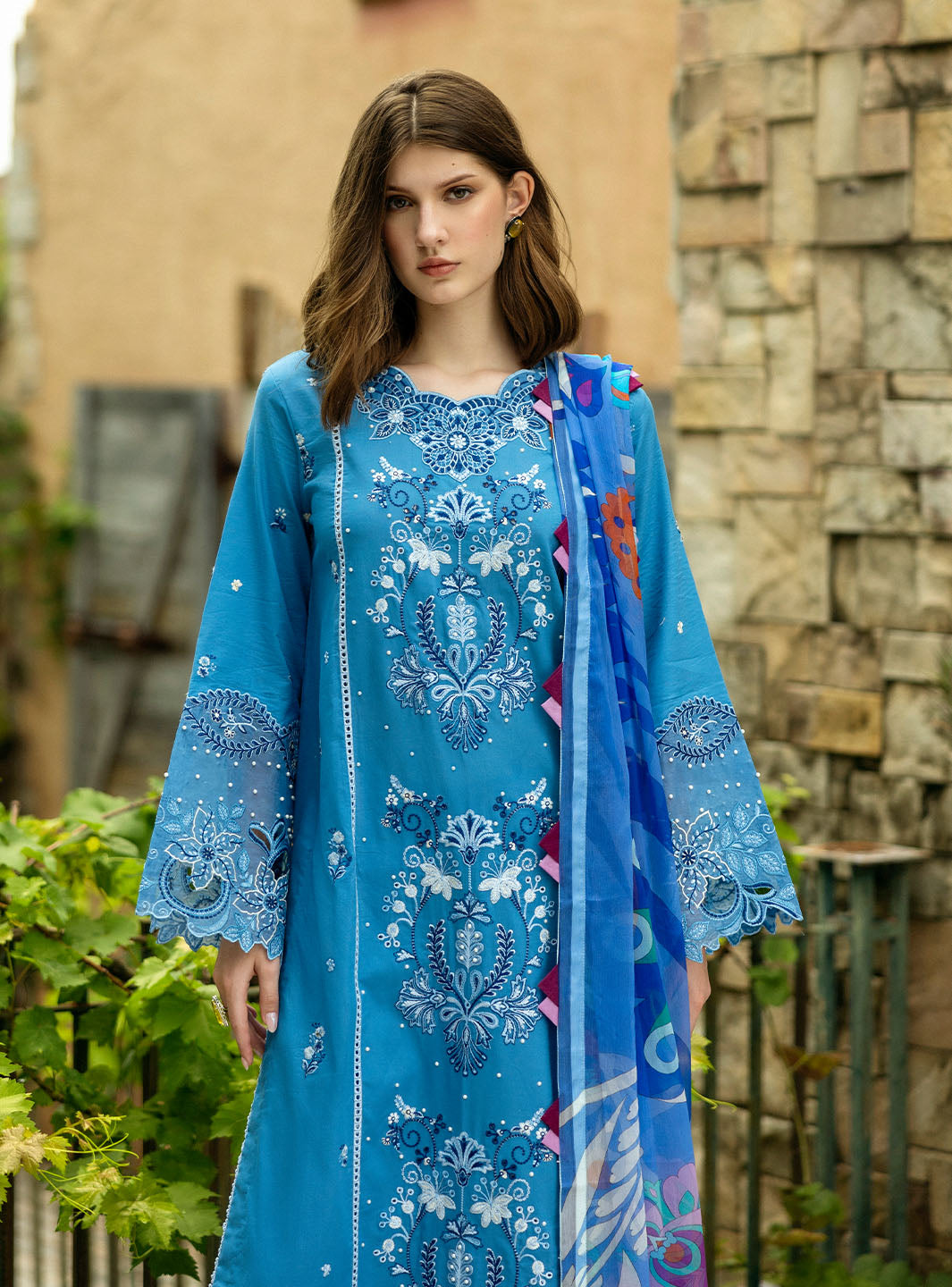 Roheenaz | Flanerie Lawn 25 | Noemi-6B - Official Roheenaz stockist in UK - Sakeena London