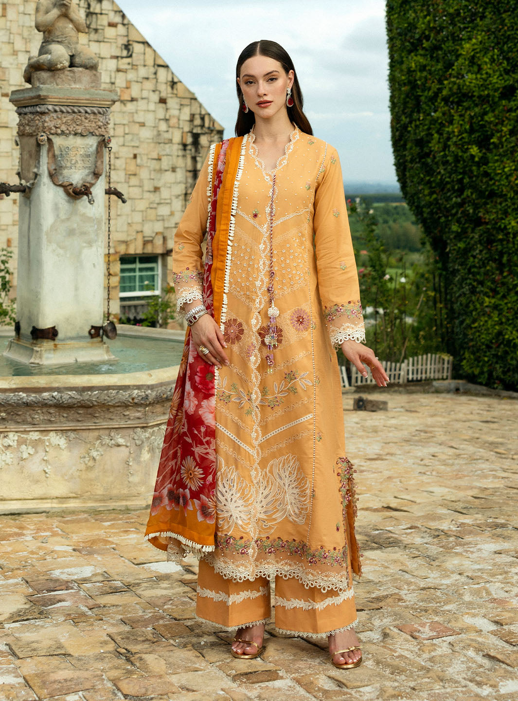 Roheenaz | Flanerie Lawn 25 | Patricia-8A - Official Roheenaz stockist in UK - Sakeena London