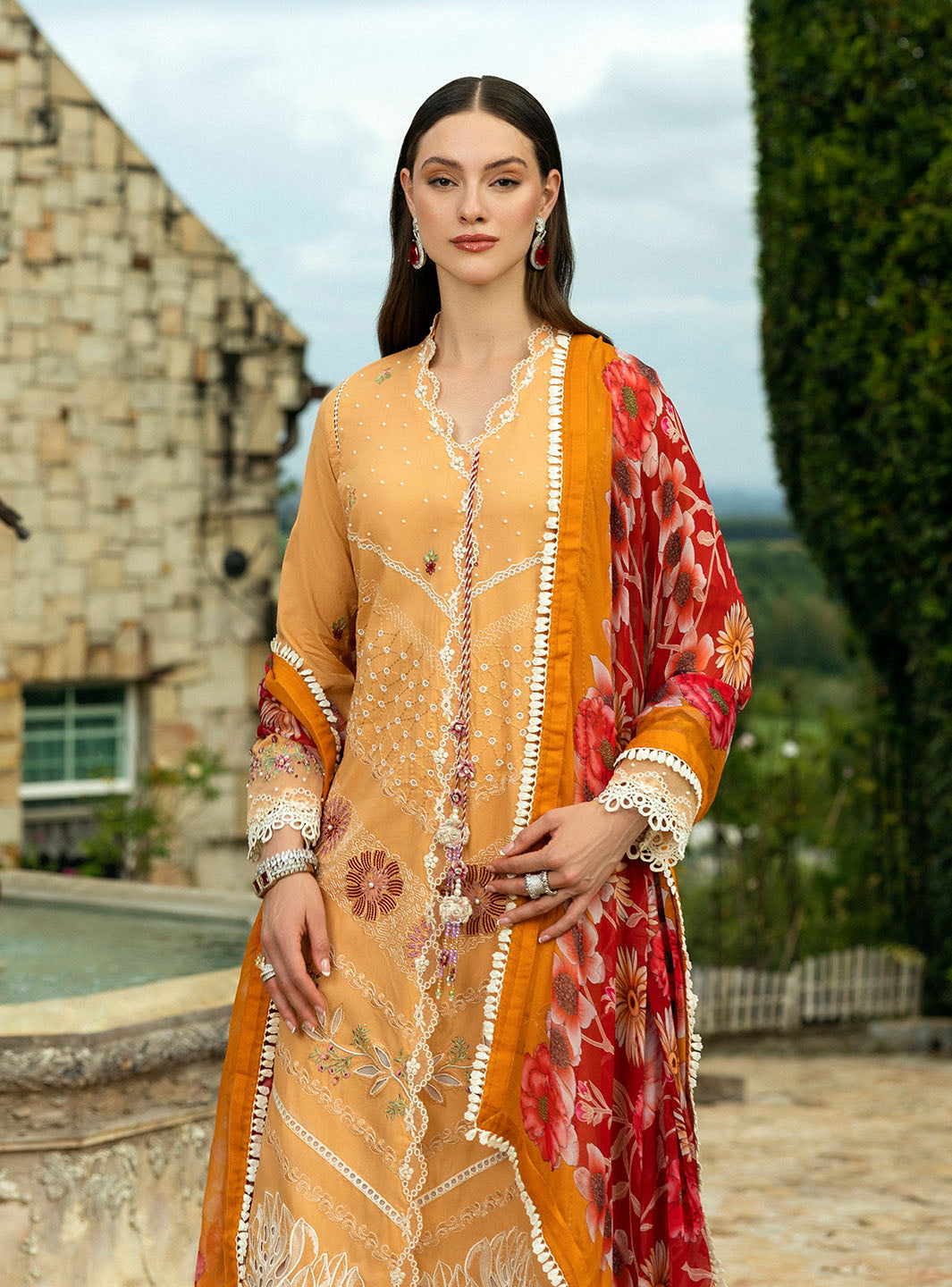 Roheenaz | Flanerie Lawn 25 | Patricia-8A - Official Roheenaz stockist in UK - Sakeena London