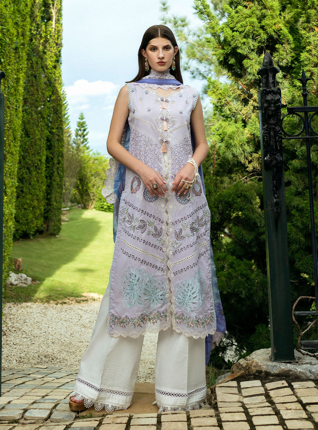 Roheenaz | Flanerie Lawn 25 | Juana-8B - Official Roheenaz stockist in UK - Sakeena London