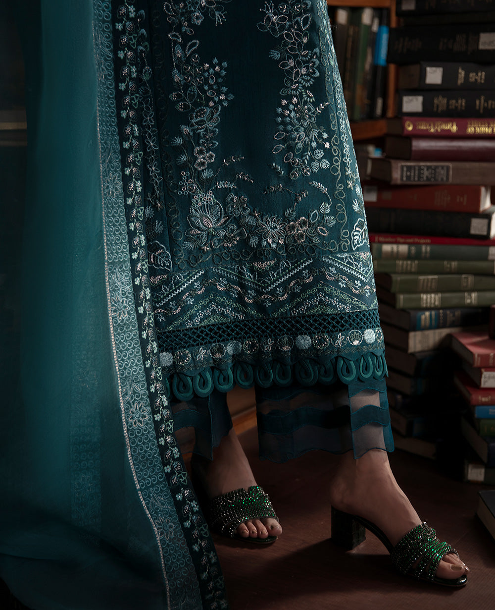 Republic Womenswear | Premium Pret 25 | RPP-03 (Coeur) - Official Republic Womenswear stockist in UK - Sakeena London