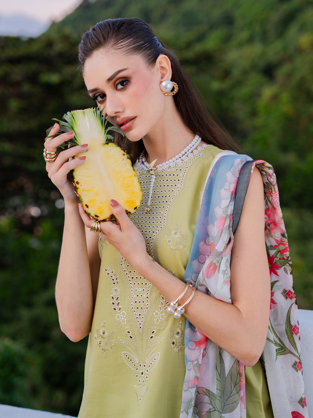 Izel | Dareen Luxury Lawn 26 | Ruhaab