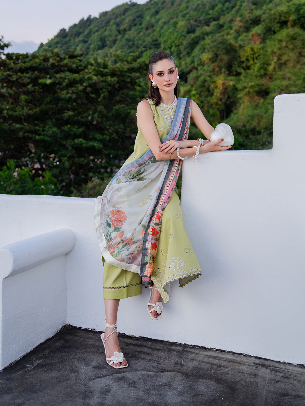 Izel | Dareen Luxury Lawn 26 | Ruhaab