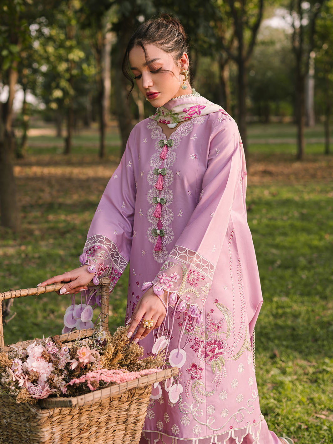 Mahnur | Dahlia Luxury Lawn 25 | Rosa - Official Mahnur stockist in UK - Sakeena London