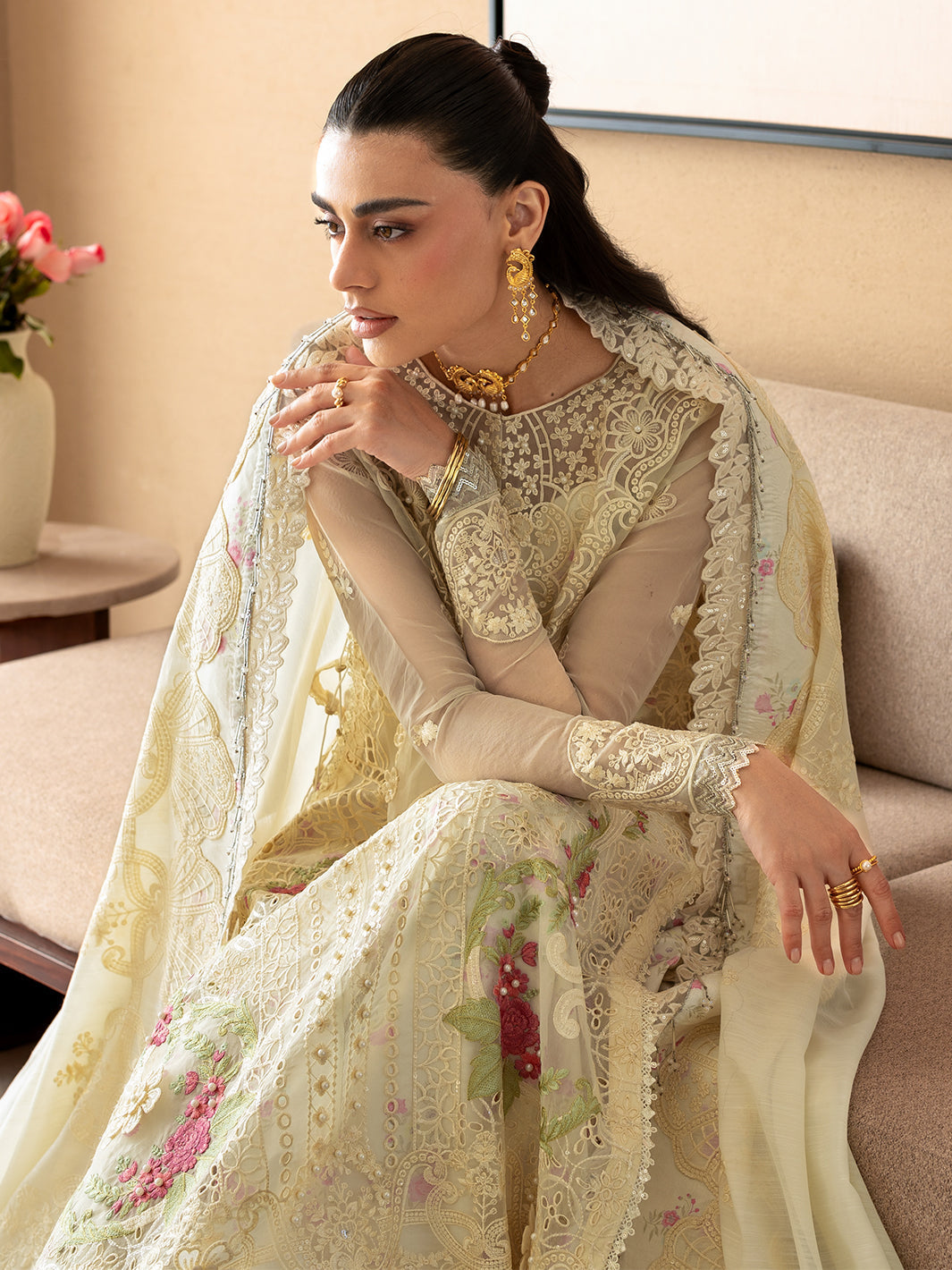 Mahnur | Sirene Luxury Lawn 26 | S-010