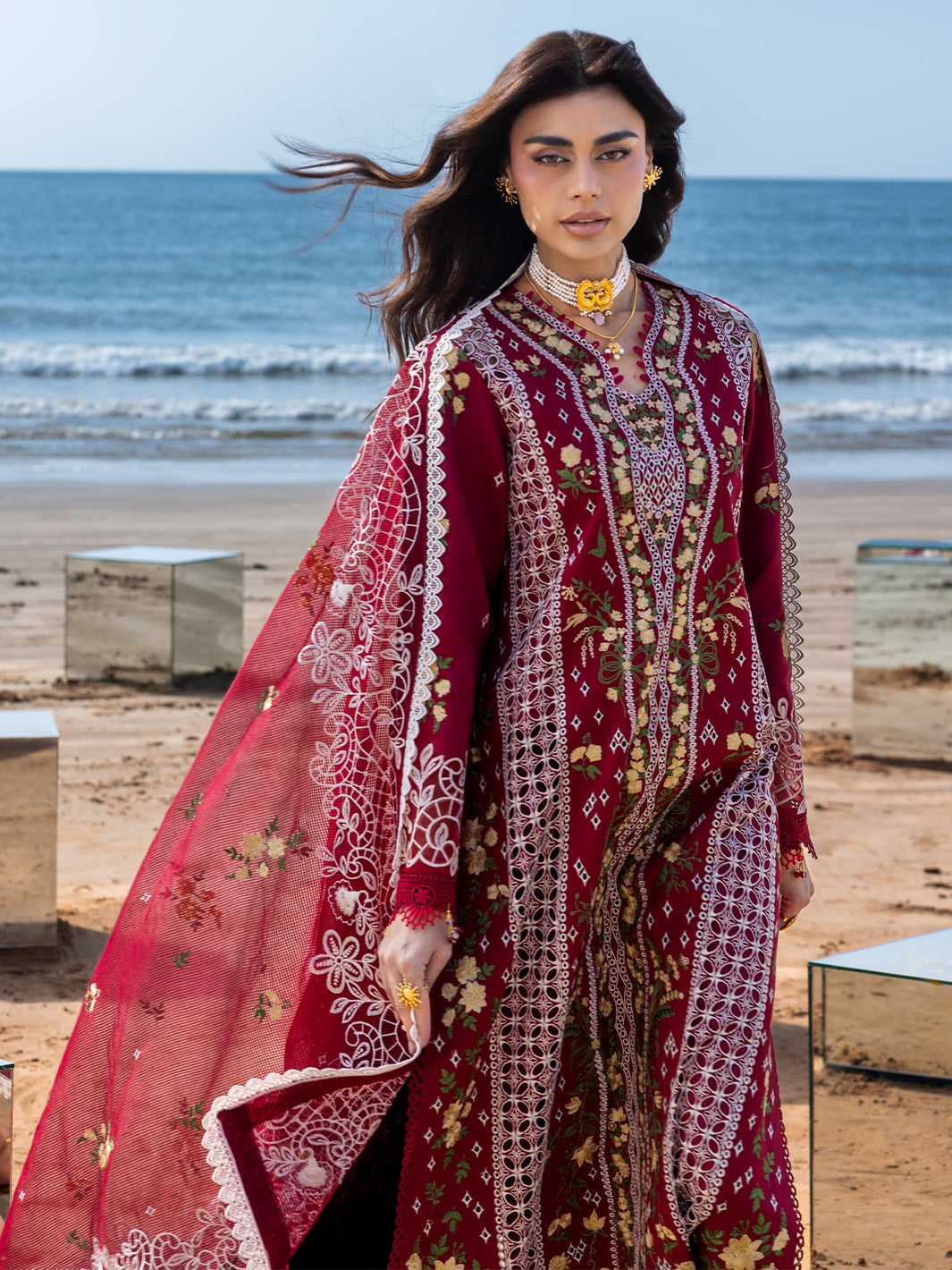 Mahnur | Sirene Luxury Lawn 26 | S-011