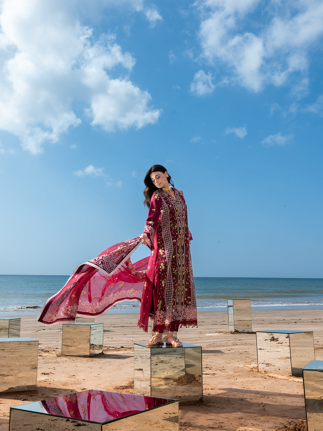 Mahnur | Sirene Luxury Lawn 26 | S-011