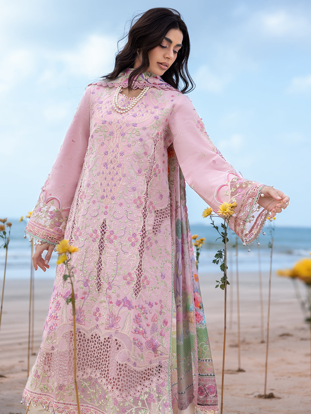 Mahnur | Sirene Luxury Lawn 26 | S-012