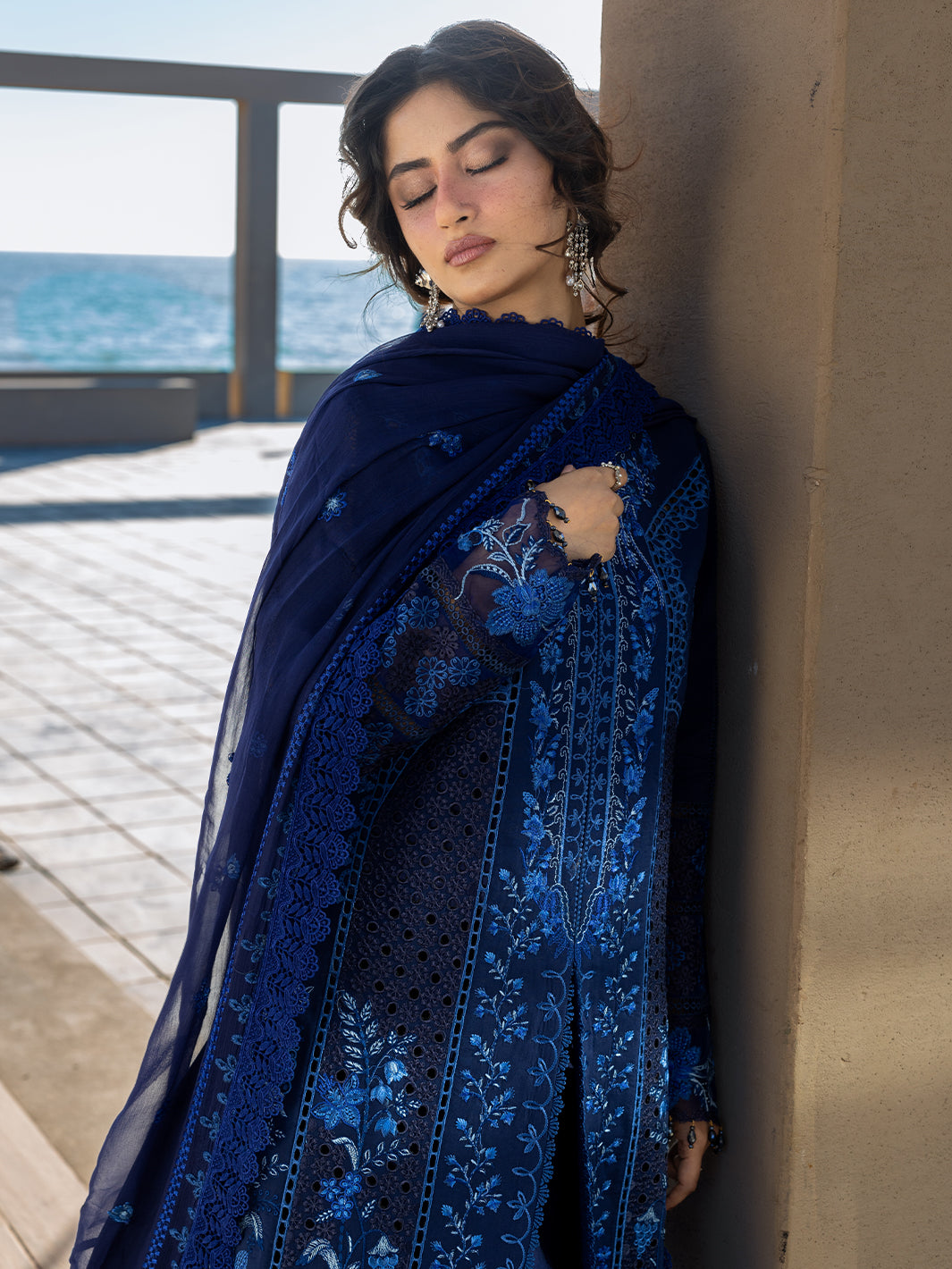 Mahnur | Sirene Luxury Lawn 26 | S-015