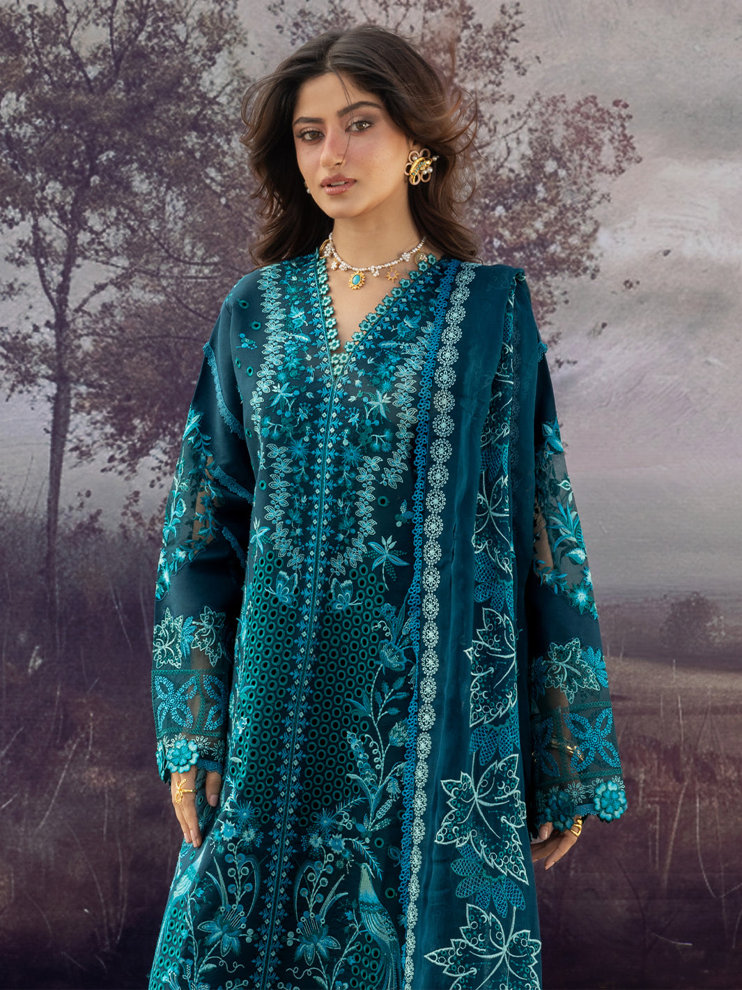 Mahnur | Sirene Luxury Lawn 26 | S-04