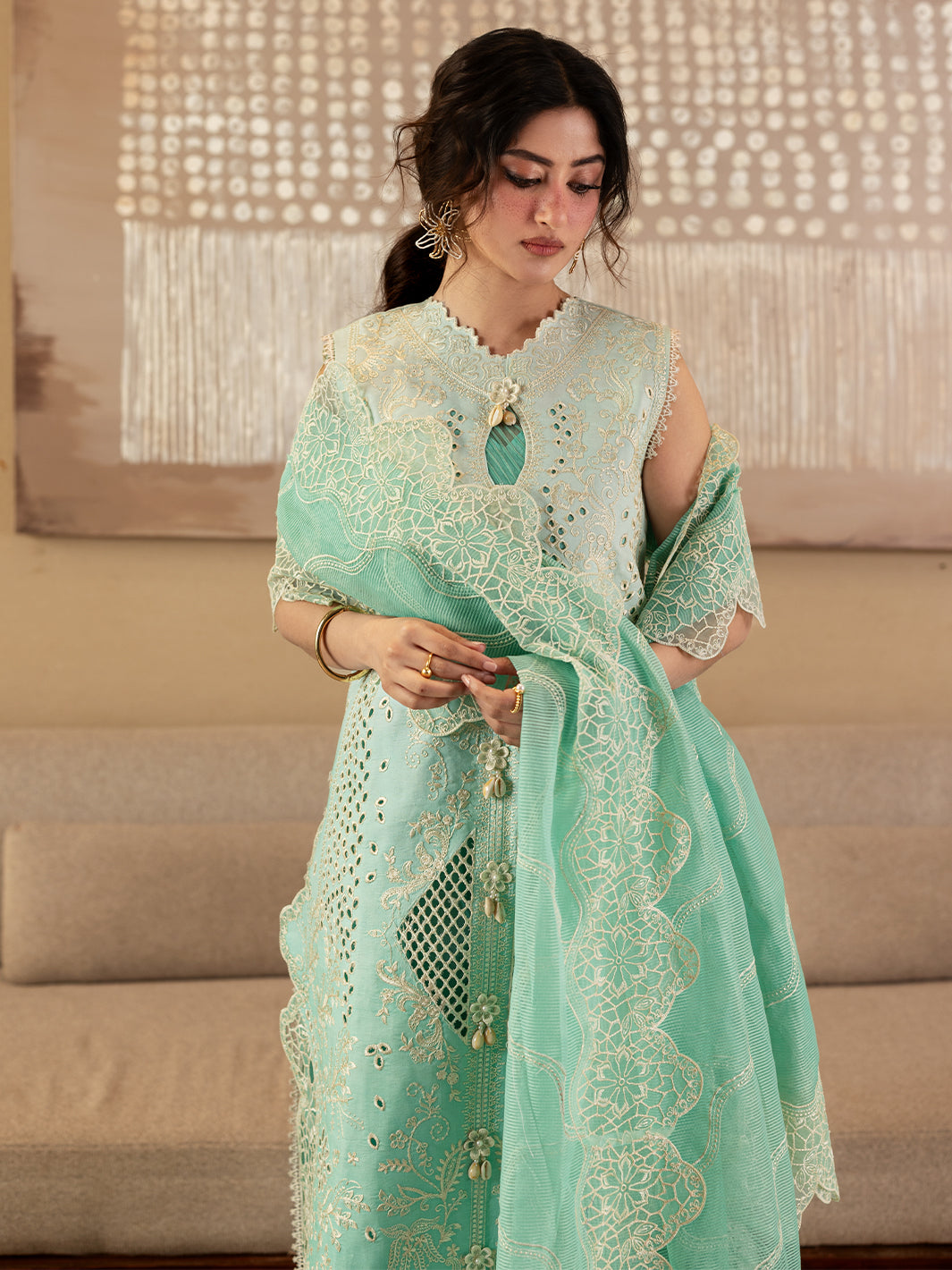 Mahnur | Sirene Luxury Lawn 26 | S-08