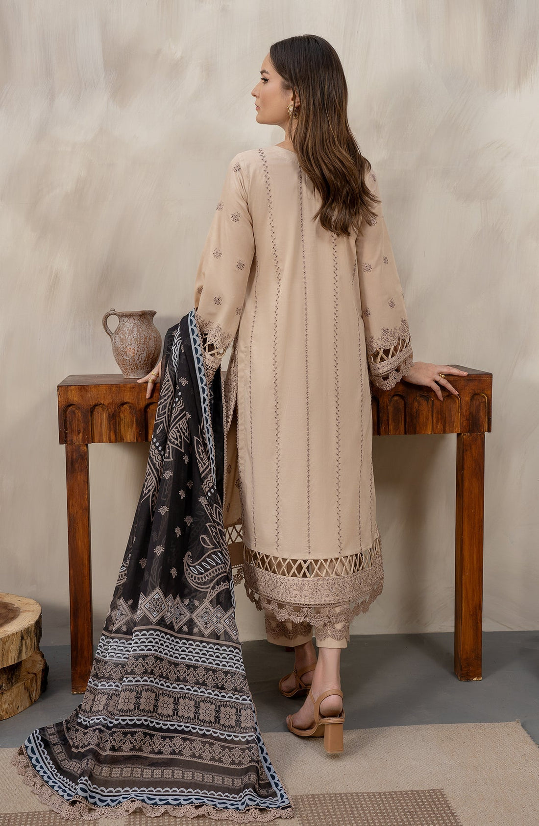 Zarif | Festive Lawn | ZFL 07 CHAMILA - Official Zarif stockist in UK - Sakeena London