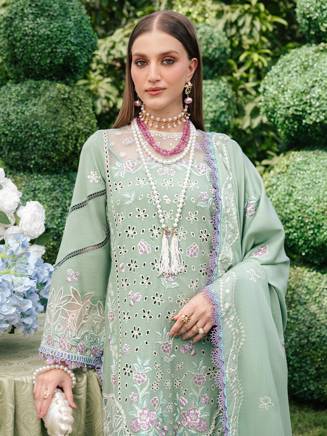 Mahnur | Secret Garden Karandi 25 | SG-002 - Official Mahnur stockist in UK - Sakeena London