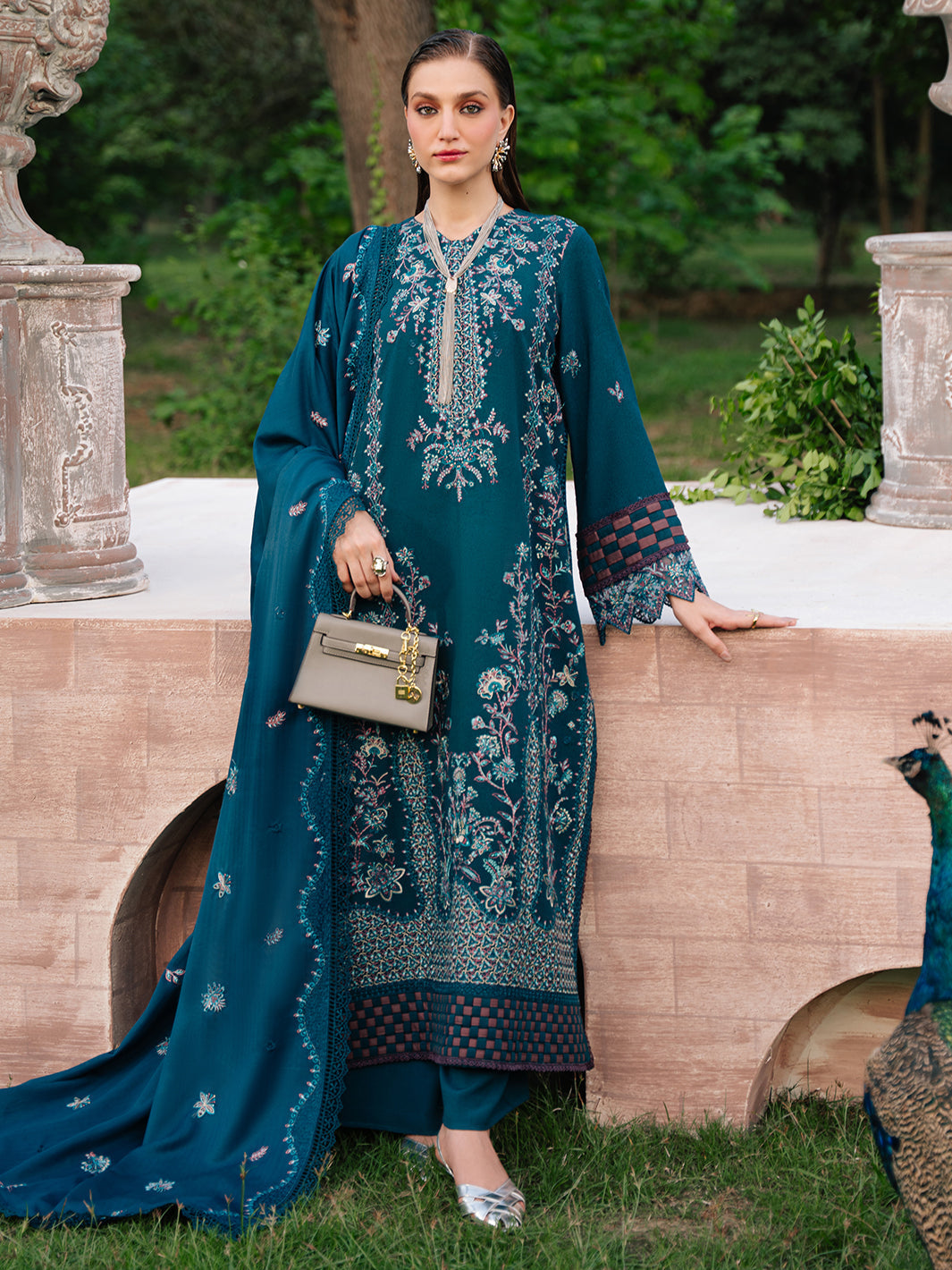 Mahnur | Secret Garden Karandi 25 | SG-009 - Official Mahnur stockist in UK - Sakeena London