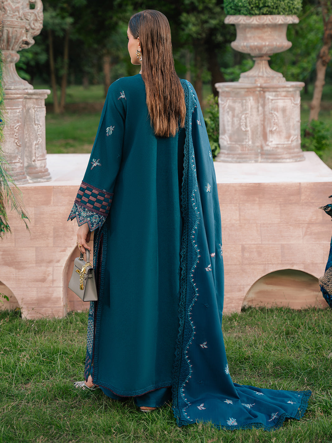 Mahnur | Secret Garden Karandi 25 | SG-009 - Official Mahnur stockist in UK - Sakeena London