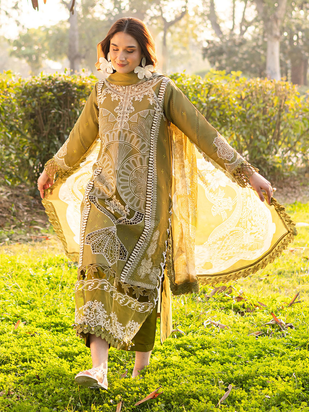 Parishay | Shangrila Luxury Lawn | SHR - 04 - Official Parishay stockist in UK - Sakeena London