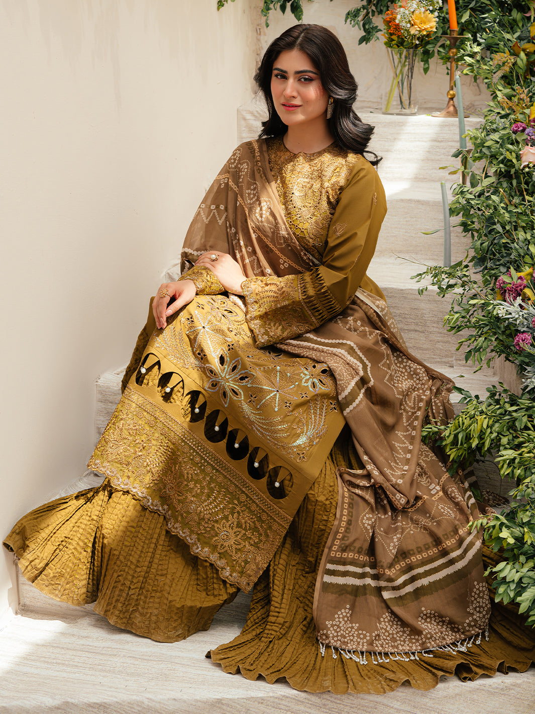 Mahnur | Allenura Luxury Lawn 24 | SIERRA - Official Mahnur stockist in UK - Sakeena London