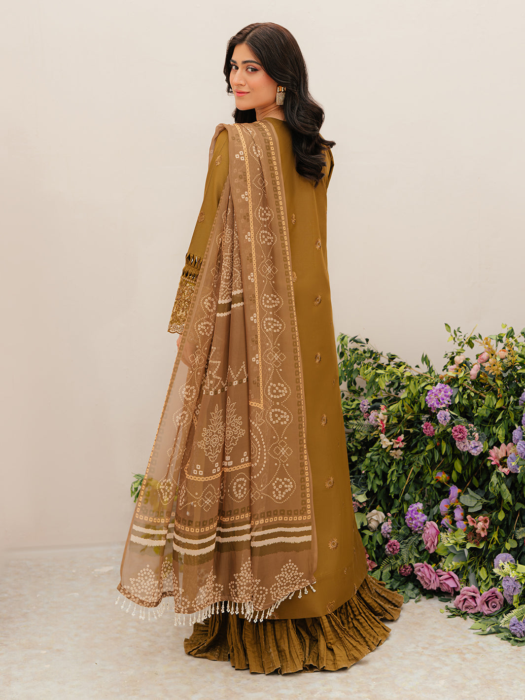 Mahnur | Allenura Luxury Lawn 24 | SIERRA - Official Mahnur stockist in UK - Sakeena London